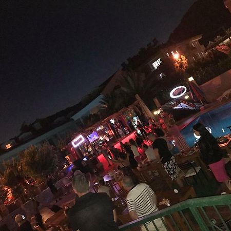 Club Chicago Hotel Marmaris Exterior photo