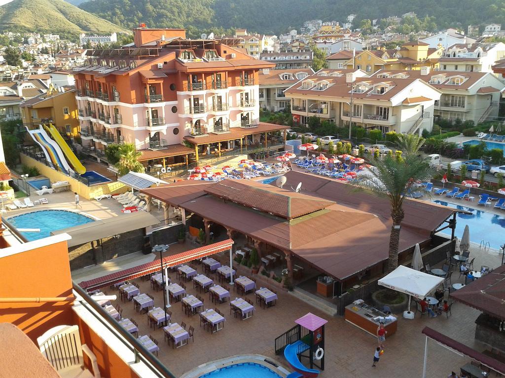Club Chicago Hotel Marmaris Exterior photo
